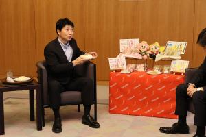 県産白もも使用パン等販売報告会〔山崎製パン株式会社〕